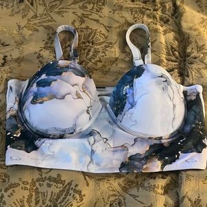 Brand new woman’s bikini top